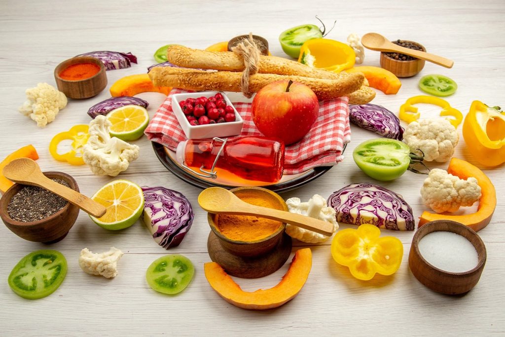 نقش تغذیه و سبک زندگی سالم در کاهش خطر بیماریهای قلبی